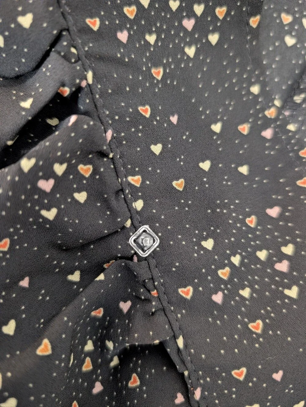 Cabi Eros Blouse Black Heart Print Ruffle Long Sleeve Blouse  Feminine Chic - M - Picture 11 of 11